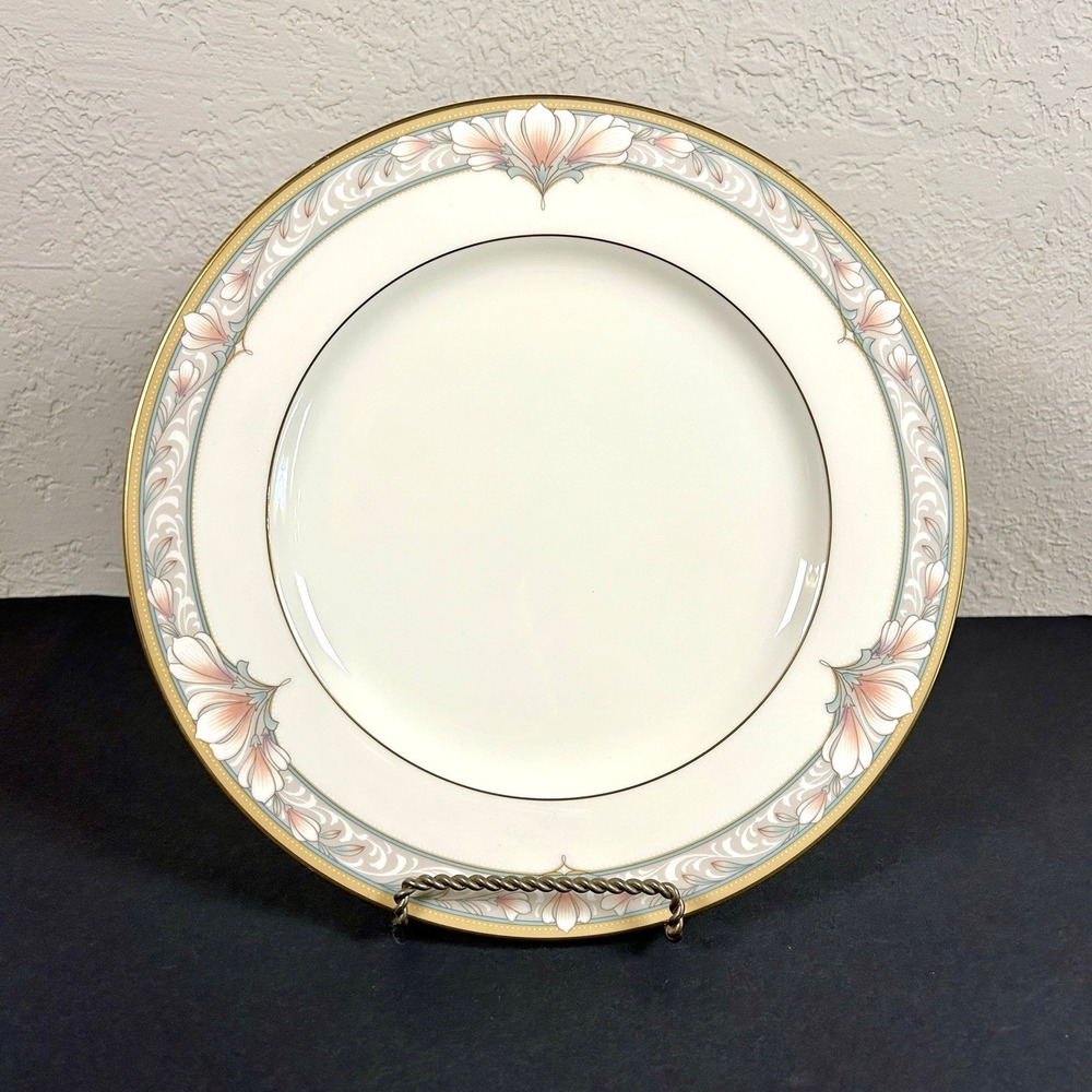 Vintage Noritake Barrymore Dinner Plate Flowers Fine Bone China Gold Trim Japan